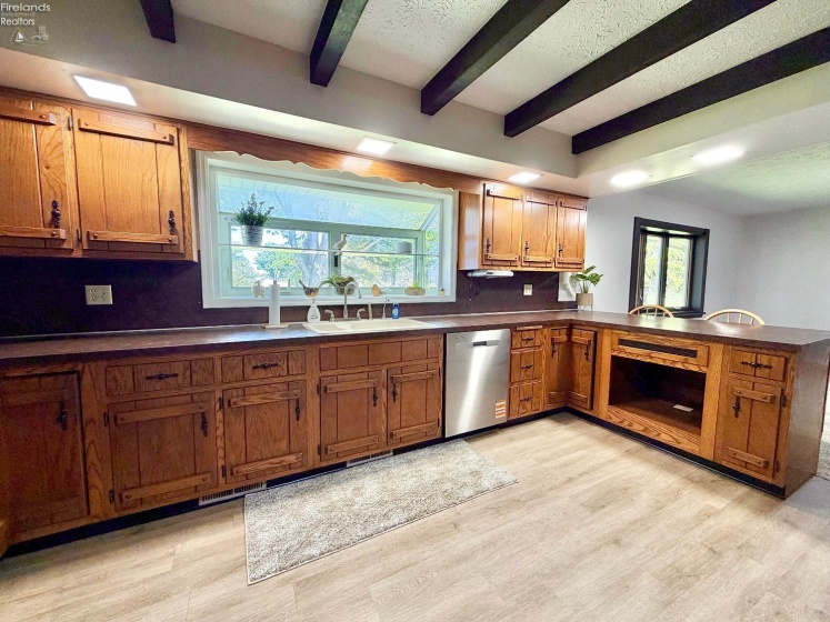 5762 County Road 191, Bellevue, 44811, 3 Bedrooms Bedrooms, ,1 BathroomBathrooms,Residential,For Sale,County Road 191,20261607