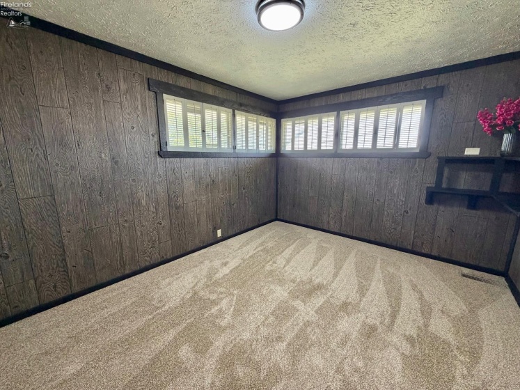 5762 County Road 191, Bellevue, 44811, 3 Bedrooms Bedrooms, ,1 BathroomBathrooms,Residential,For Sale,County Road 191,20261607