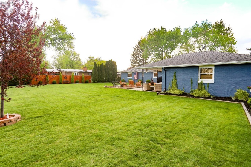 404 Riverside Drive, Fremont, 43420, 3 Bedrooms Bedrooms, ,3 BathroomsBathrooms,Residential,For Sale,Riverside,20261365