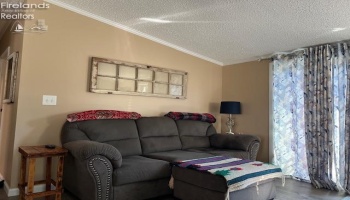 2467 Rice Road, Fremont, 43420, 3 Bedrooms Bedrooms, ,2 BathroomsBathrooms,Residential,For Sale,Rice,20261458 2467 Rice Road, Fremont, 43420, 3 Bedrooms Bedrooms, ,2 BathroomsBathrooms,Residential,For Sale,Rice,20261458