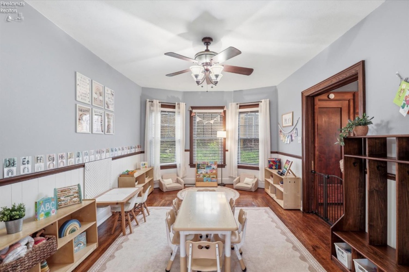 516 Park Avenue, Fremont, 43420, 4 Bedrooms Bedrooms, ,2 BathroomsBathrooms,Residential,For Sale,Park,20261520