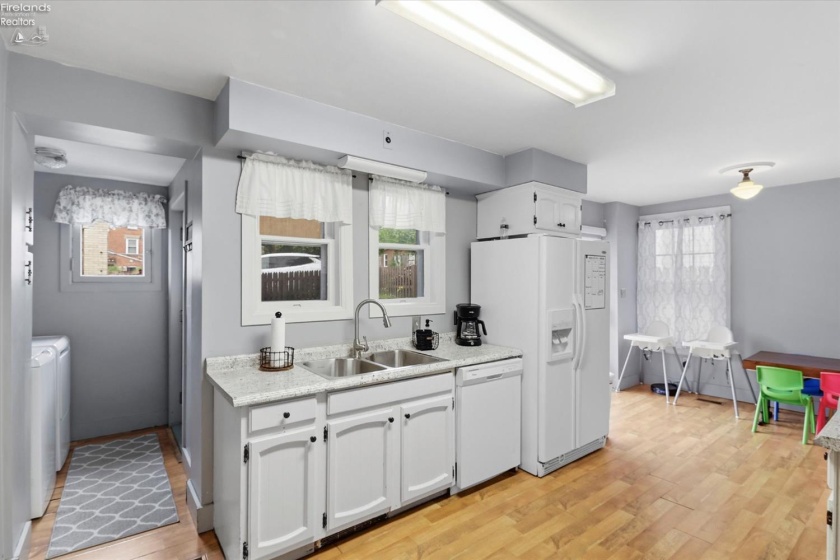516 Park Avenue, Fremont, 43420, 4 Bedrooms Bedrooms, ,2 BathroomsBathrooms,Residential,For Sale,Park,20261520