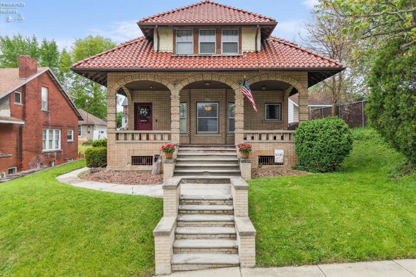 516 Park Avenue, Fremont, 43420, 4 Bedrooms Bedrooms, ,2 BathroomsBathrooms,Residential,For Sale,Park,20261520