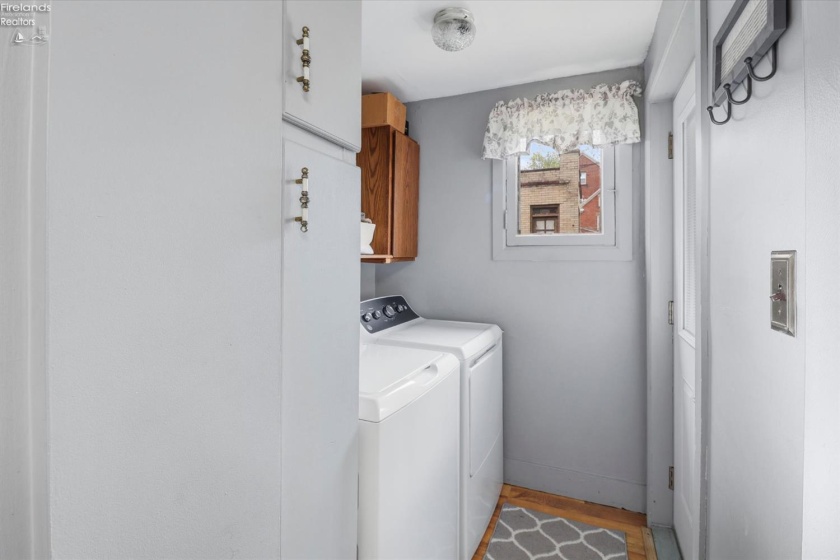 516 Park Avenue, Fremont, 43420, 4 Bedrooms Bedrooms, ,2 BathroomsBathrooms,Residential,For Sale,Park,20261520
