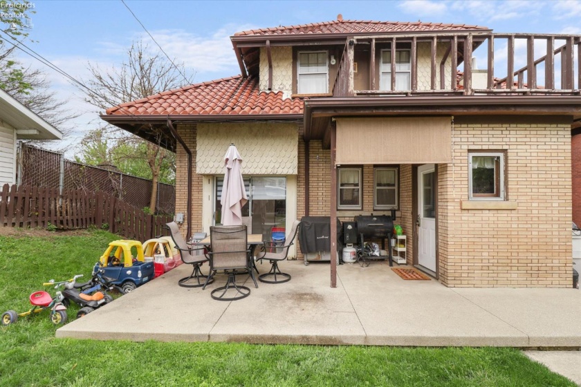 516 Park Avenue, Fremont, 43420, 4 Bedrooms Bedrooms, ,2 BathroomsBathrooms,Residential,For Sale,Park,20261520