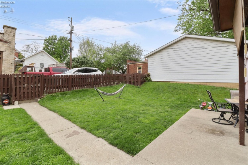 516 Park Avenue, Fremont, 43420, 4 Bedrooms Bedrooms, ,2 BathroomsBathrooms,Residential,For Sale,Park,20261520