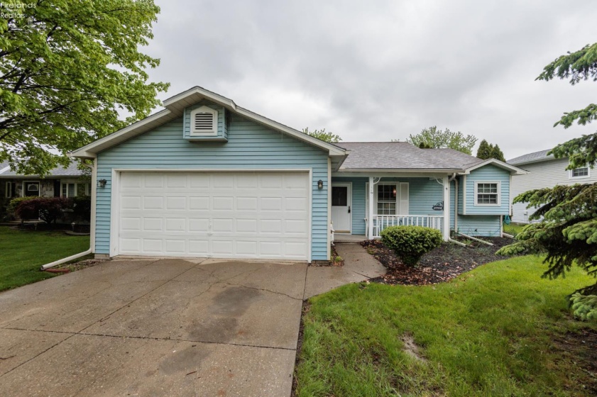 2704 39th, Lorain, 44053, 3 Bedrooms Bedrooms, ,2 BathroomsBathrooms,Residential,For Sale,39th,20261621