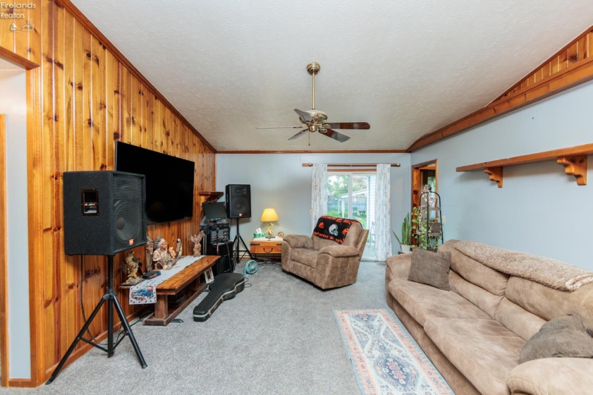2704 39th, Lorain, 44053, 3 Bedrooms Bedrooms, ,2 BathroomsBathrooms,Residential,For Sale,39th,20261621