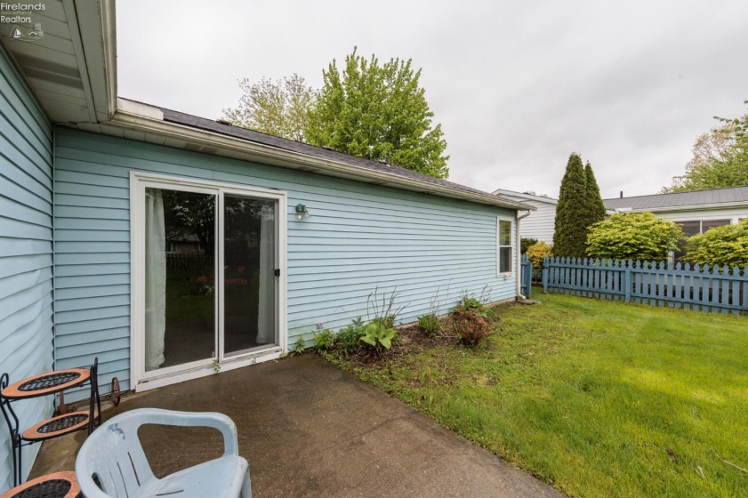 2704 39th, Lorain, 44053, 3 Bedrooms Bedrooms, ,2 BathroomsBathrooms,Residential,For Sale,39th,20261621