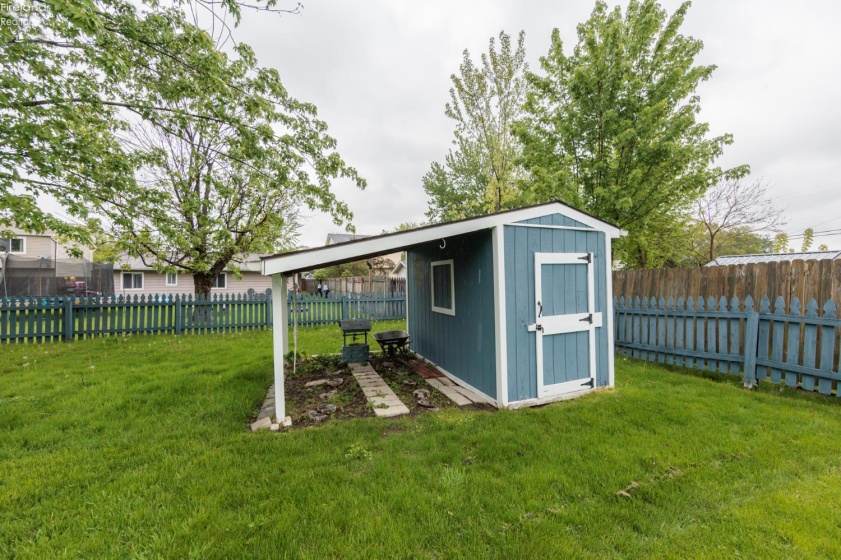 2704 39th, Lorain, 44053, 3 Bedrooms Bedrooms, ,2 BathroomsBathrooms,Residential,For Sale,39th,20261621
