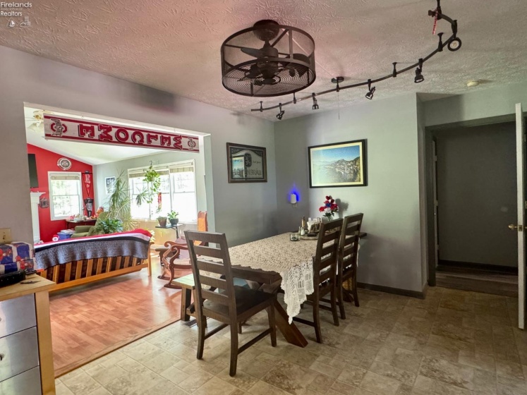 743 Dogwood Lane, Vermilion, 44089, 3 Bedrooms Bedrooms, ,2 BathroomsBathrooms,Residential,For Sale,Dogwood,20261616