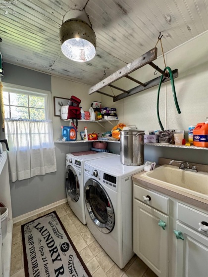 743 Dogwood Lane, Vermilion, 44089, 3 Bedrooms Bedrooms, ,2 BathroomsBathrooms,Residential,For Sale,Dogwood,20261616