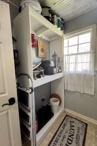 743 Dogwood Lane, Vermilion, 44089, 3 Bedrooms Bedrooms, ,2 BathroomsBathrooms,Residential,For Sale,Dogwood,20261616