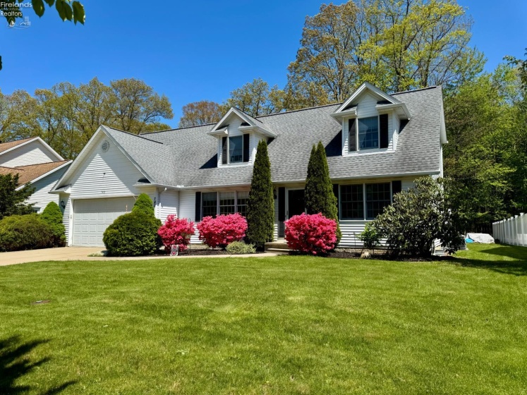 743 Dogwood Lane, Vermilion, 44089, 3 Bedrooms Bedrooms, ,2 BathroomsBathrooms,Residential,For Sale,Dogwood,20261616
