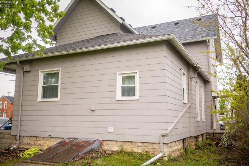 806 Napoleon Street, Fremont, 43420, ,Multiple Units,For Sale,Napoleon,20261624