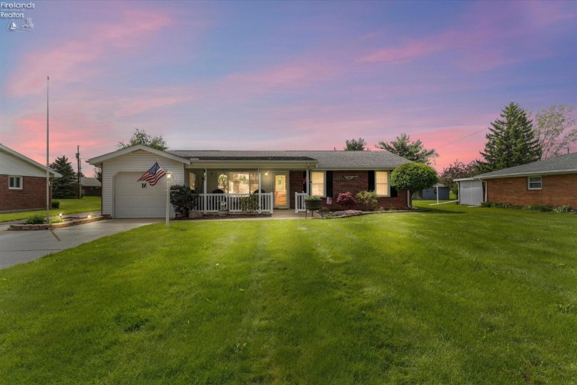 213 Beechwood Drive, Tiffin, 44883, 2 Bedrooms Bedrooms, ,2 BathroomsBathrooms,Residential,For Sale,Beechwood,20261623