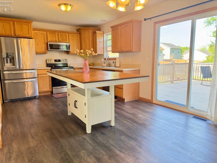 530 Parkside Reserve Street, Wellington, 44090, 4 Bedrooms Bedrooms, ,3 BathroomsBathrooms,Residential,For Sale,Parkside Reserve,20261633