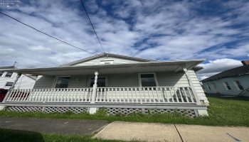 908 Ontario Street, Sandusky, 44870, 2 Bedrooms Bedrooms, ,1 BathroomBathrooms,Residential,For Sale,Ontario,20261635