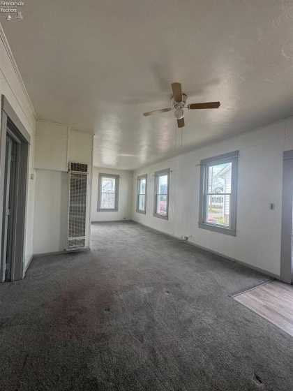 908 Ontario Street, Sandusky, 44870, 2 Bedrooms Bedrooms, ,1 BathroomBathrooms,Residential,For Sale,Ontario,20261635