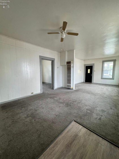 908 Ontario Street, Sandusky, 44870, 2 Bedrooms Bedrooms, ,1 BathroomBathrooms,Residential,For Sale,Ontario,20261635