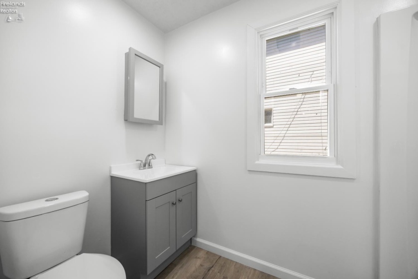 929 Washington Ave., Lorain, 44052, 4 Bedrooms Bedrooms, ,2 BathroomsBathrooms,Residential,For Sale,Washington Ave.,20261634