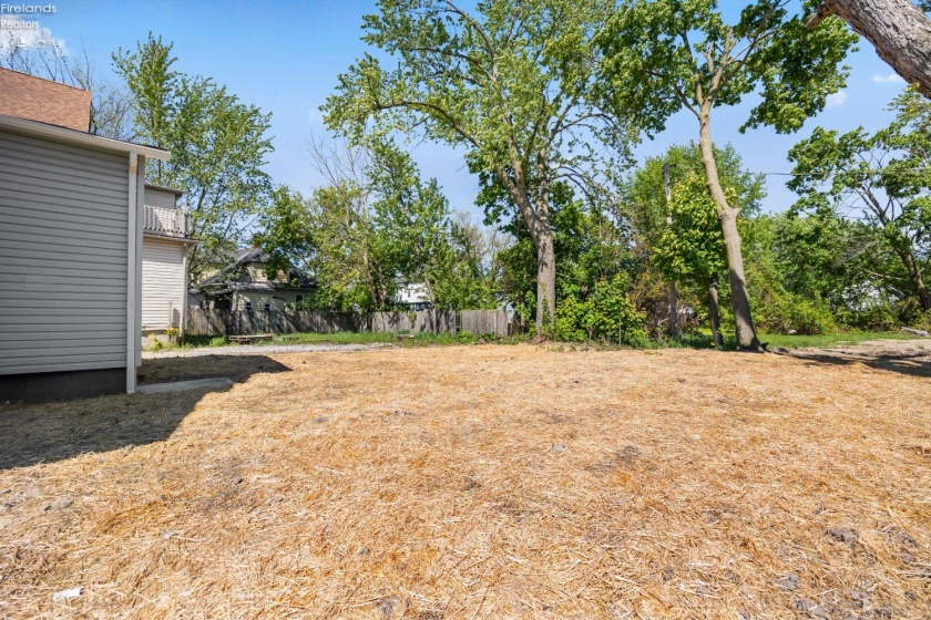 929 Washington Ave., Lorain, 44052, 4 Bedrooms Bedrooms, ,2 BathroomsBathrooms,Residential,For Sale,Washington Ave.,20261634