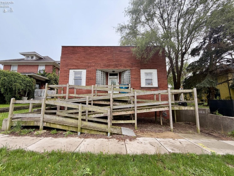 807 State Street, Fremont, 43420, 2 Bedrooms Bedrooms, ,2 BathroomsBathrooms,Residential,For Sale,State Street,20261532