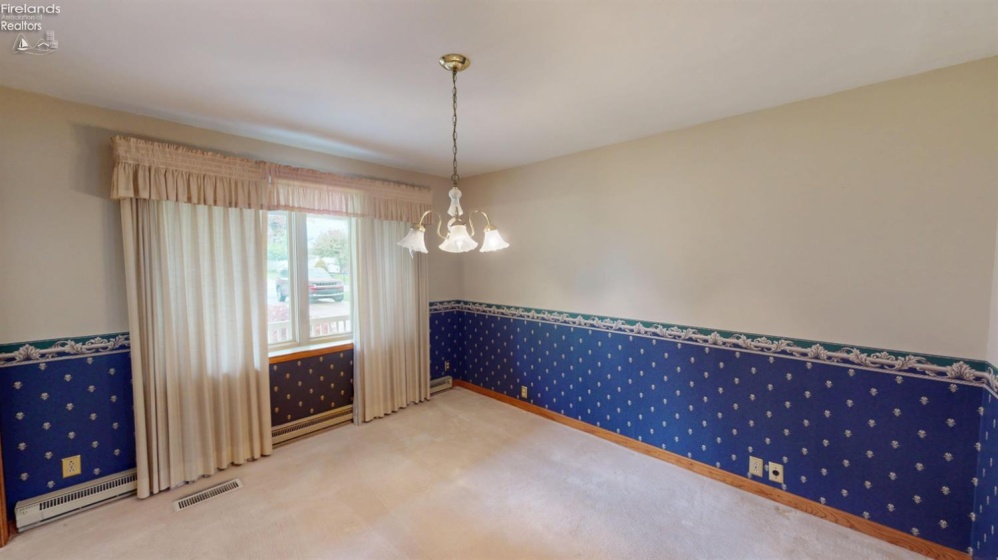 231 St. Paul Drive, Fremont, 43420, 4 Bedrooms Bedrooms, ,2 BathroomsBathrooms,Residential,For Sale,St. Paul,20261569