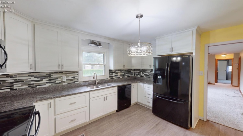 231 St. Paul Drive, Fremont, 43420, 4 Bedrooms Bedrooms, ,2 BathroomsBathrooms,Residential,For Sale,St. Paul,20261569