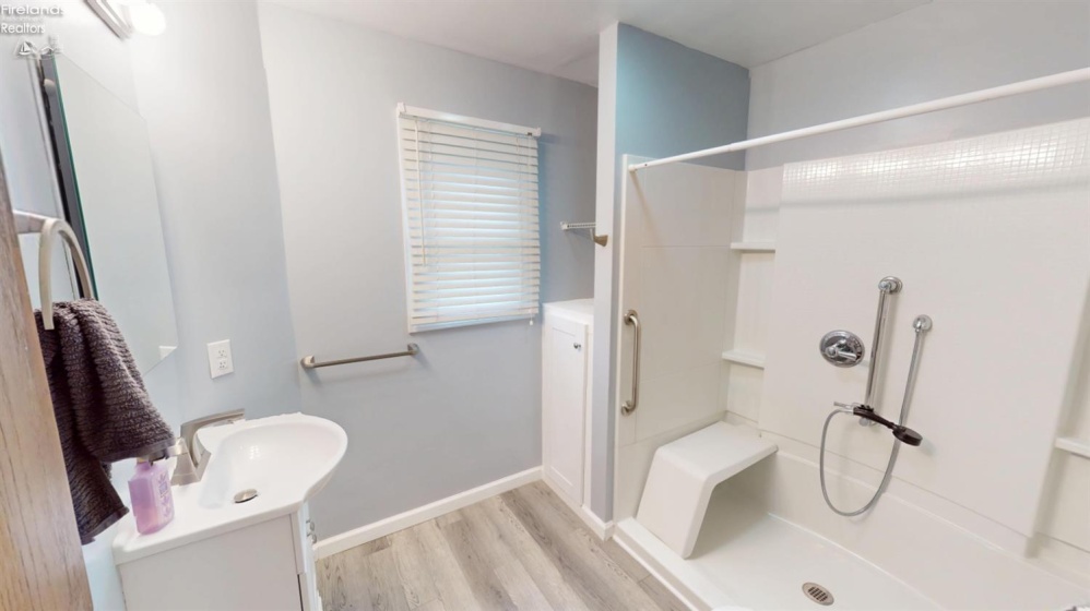 231 St. Paul Drive, Fremont, 43420, 4 Bedrooms Bedrooms, ,2 BathroomsBathrooms,Residential,For Sale,St. Paul,20261569
