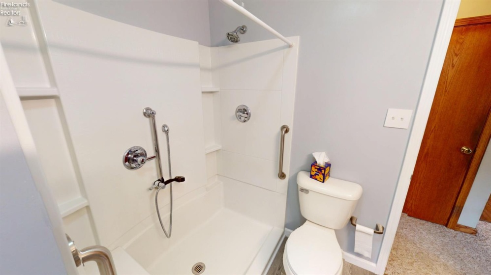 231 St. Paul Drive, Fremont, 43420, 4 Bedrooms Bedrooms, ,2 BathroomsBathrooms,Residential,For Sale,St. Paul,20261569