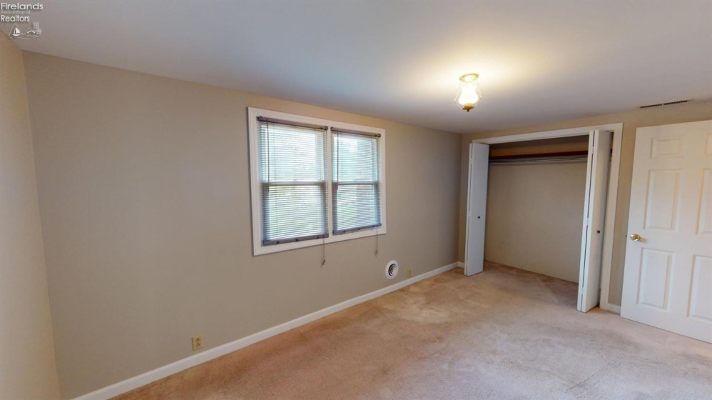 231 St. Paul Drive, Fremont, 43420, 4 Bedrooms Bedrooms, ,2 BathroomsBathrooms,Residential,For Sale,St. Paul,20261569