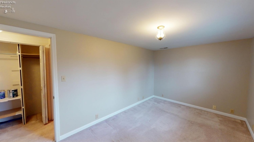 231 St. Paul Drive, Fremont, 43420, 4 Bedrooms Bedrooms, ,2 BathroomsBathrooms,Residential,For Sale,St. Paul,20261569