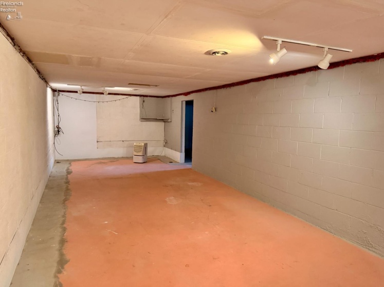 231 St. Paul Drive, Fremont, 43420, 4 Bedrooms Bedrooms, ,2 BathroomsBathrooms,Residential,For Sale,St. Paul,20261569