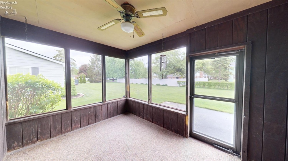 231 St. Paul Drive, Fremont, 43420, 4 Bedrooms Bedrooms, ,2 BathroomsBathrooms,Residential,For Sale,St. Paul,20261569