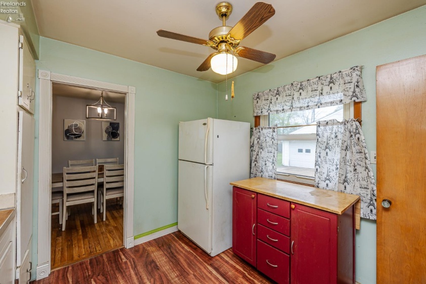 6833 Maplewood Road, Parma, 44130, 3 Bedrooms Bedrooms, ,2 BathroomsBathrooms,Residential,For Sale,Maplewood,20261630