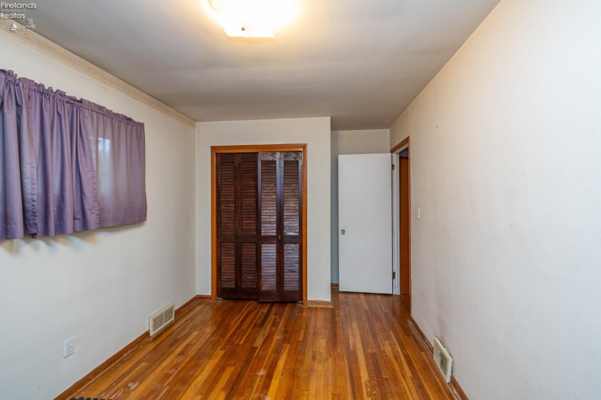 6833 Maplewood Road, Parma, 44130, 3 Bedrooms Bedrooms, ,2 BathroomsBathrooms,Residential,For Sale,Maplewood,20261630