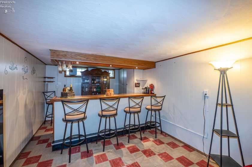 6833 Maplewood Road, Parma, 44130, 3 Bedrooms Bedrooms, ,2 BathroomsBathrooms,Residential,For Sale,Maplewood,20261630