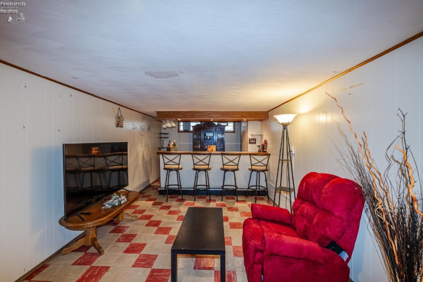 6833 Maplewood Road, Parma, 44130, 3 Bedrooms Bedrooms, ,2 BathroomsBathrooms,Residential,For Sale,Maplewood,20261630