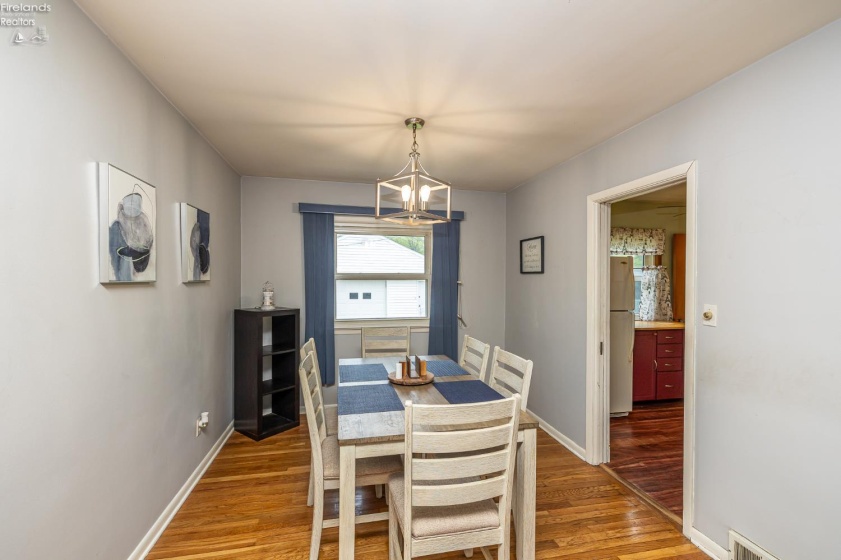 6833 Maplewood Road, Parma, 44130, 3 Bedrooms Bedrooms, ,2 BathroomsBathrooms,Residential,For Sale,Maplewood,20261630