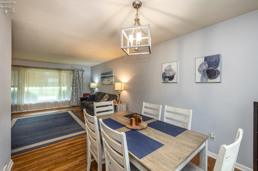 6833 Maplewood Road, Parma, 44130, 3 Bedrooms Bedrooms, ,2 BathroomsBathrooms,Residential,For Sale,Maplewood,20261630