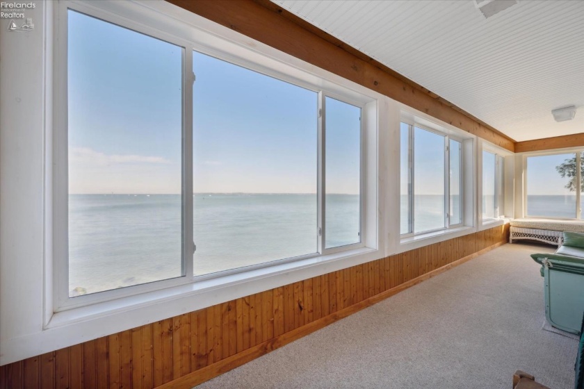 218 Lakefront, Lakeside, 43440, 4 Bedrooms Bedrooms, ,2 BathroomsBathrooms,Residential,For Sale,Lakefront,20261641