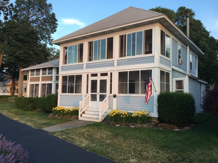218 Lakefront, Lakeside, 43440, 4 Bedrooms Bedrooms, ,2 BathroomsBathrooms,Residential,For Sale,Lakefront,20261641