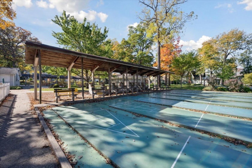 218 Lakefront, Lakeside, 43440, 4 Bedrooms Bedrooms, ,2 BathroomsBathrooms,Residential,For Sale,Lakefront,20261641