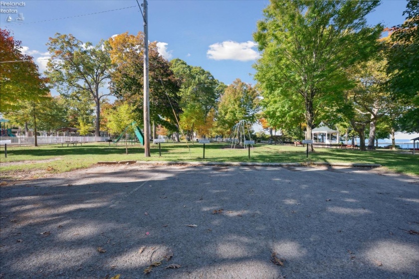 218 Lakefront, Lakeside, 43440, 4 Bedrooms Bedrooms, ,2 BathroomsBathrooms,Residential,For Sale,Lakefront,20261641