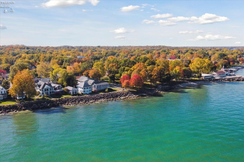 218 Lakefront, Lakeside, 43440, 4 Bedrooms Bedrooms, ,2 BathroomsBathrooms,Residential,For Sale,Lakefront,20261641