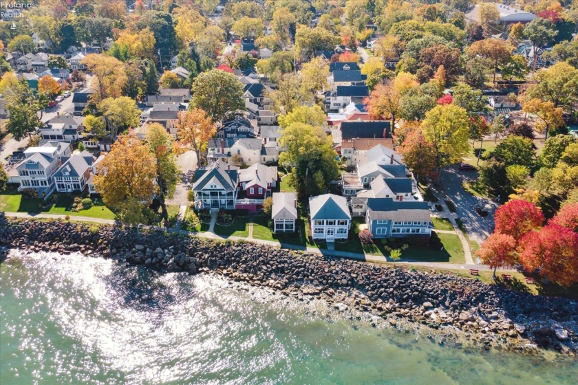 218 Lakefront, Lakeside, 43440, 4 Bedrooms Bedrooms, ,2 BathroomsBathrooms,Residential,For Sale,Lakefront,20261641