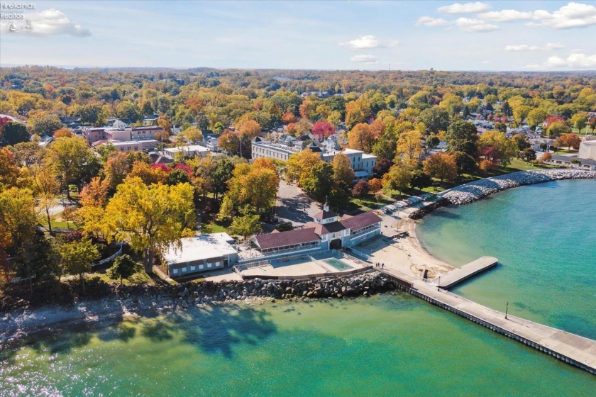 218 Lakefront, Lakeside, 43440, 4 Bedrooms Bedrooms, ,2 BathroomsBathrooms,Residential,For Sale,Lakefront,20261641