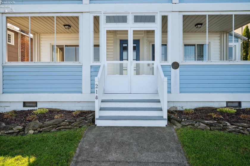 218 Lakefront, Lakeside, 43440, 4 Bedrooms Bedrooms, ,2 BathroomsBathrooms,Residential,For Sale,Lakefront,20261641