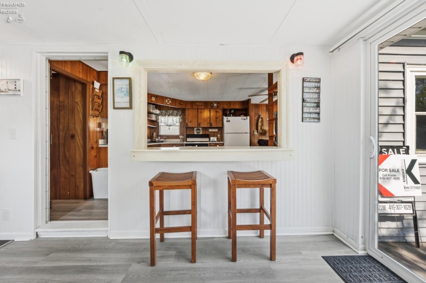 2175 Catawba Road, Port Clinton, 43452, 2 Bedrooms Bedrooms, ,1 BathroomBathrooms,Residential,For Sale,Catawba,20261657